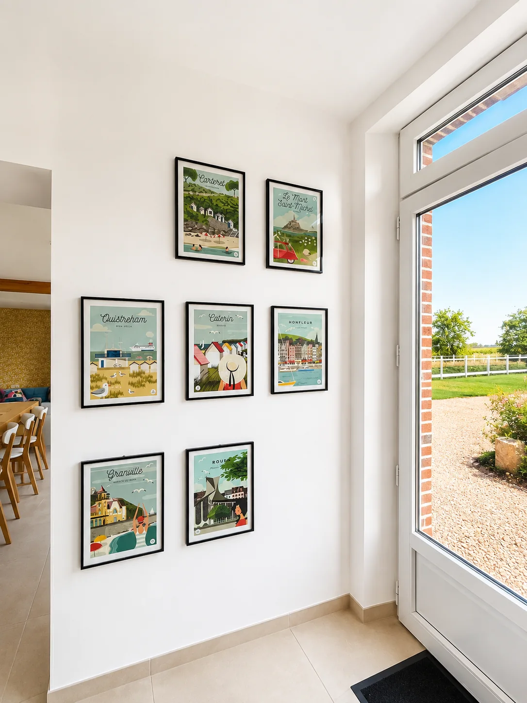 Entrée et affiches de Normandie